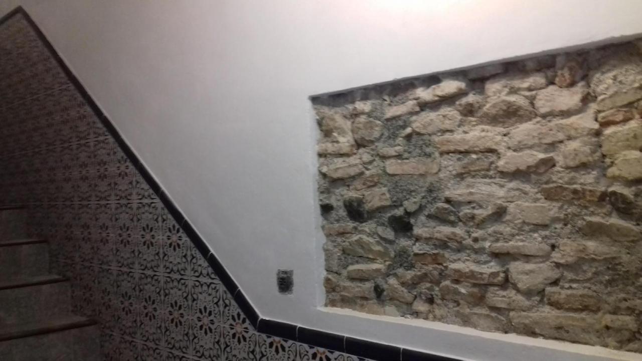 Malaga Ensuites City Centre Exterior photo