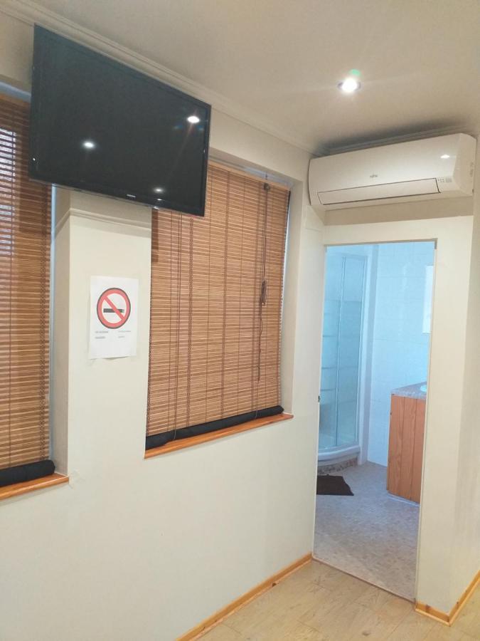 Malaga Ensuites City Centre Exterior photo